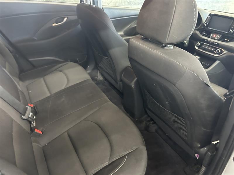 hyundai Elantra GT 2018 - 18