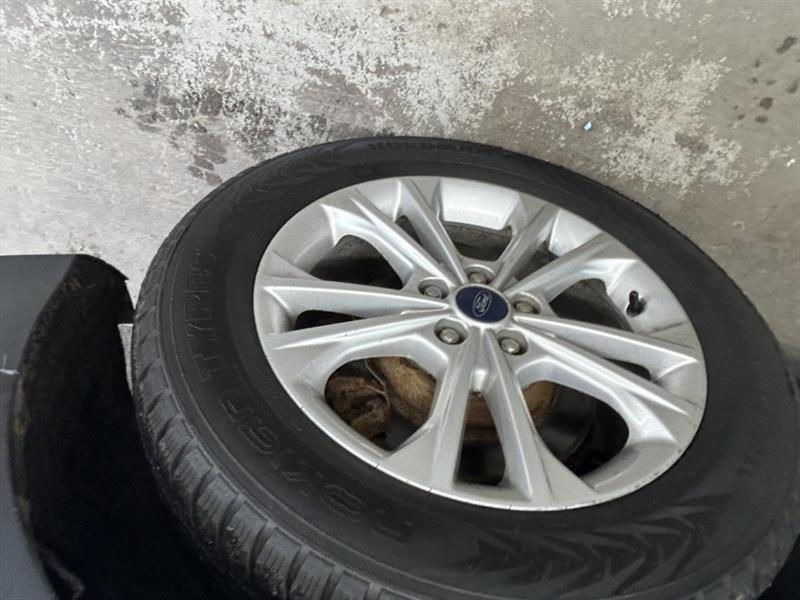 ford Escape 2019 - 17