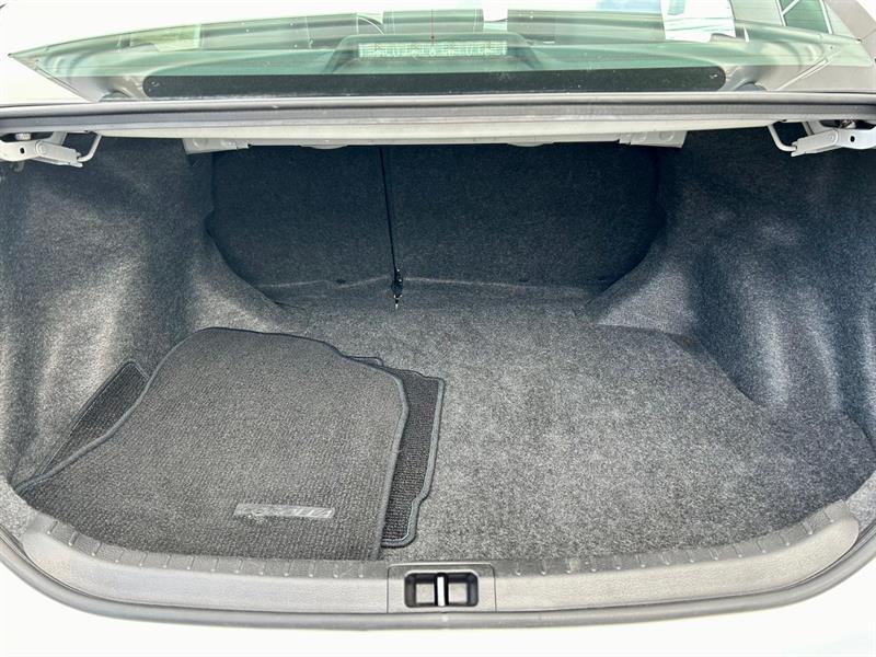 Toyota Corolla 13