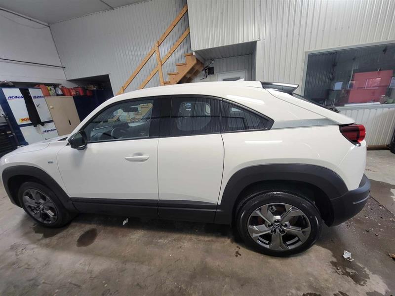 mazda MX-30 EV 2023 - 6