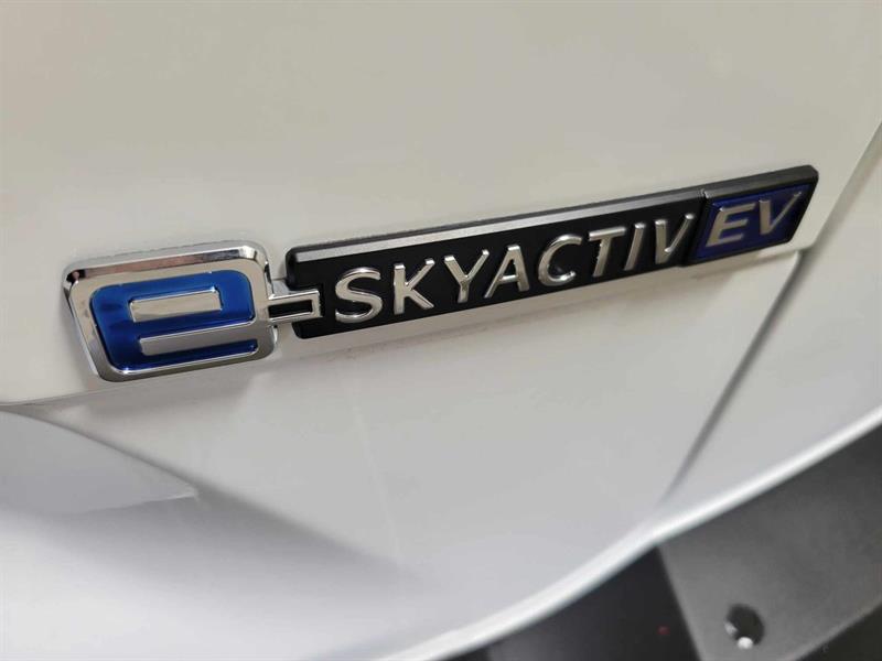 mazda MX-30 EV 2023 - 10