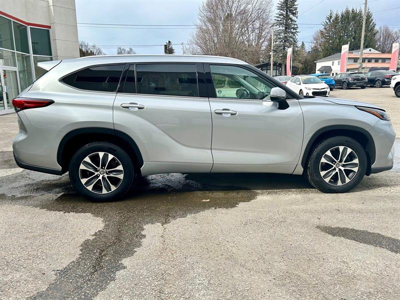 Toyota Highlander 4