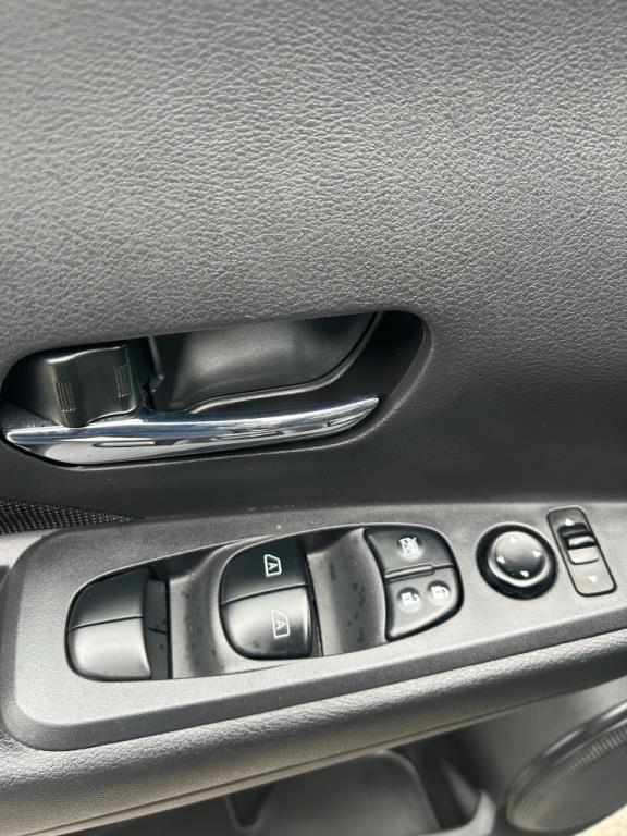 Nissan Kicks 9