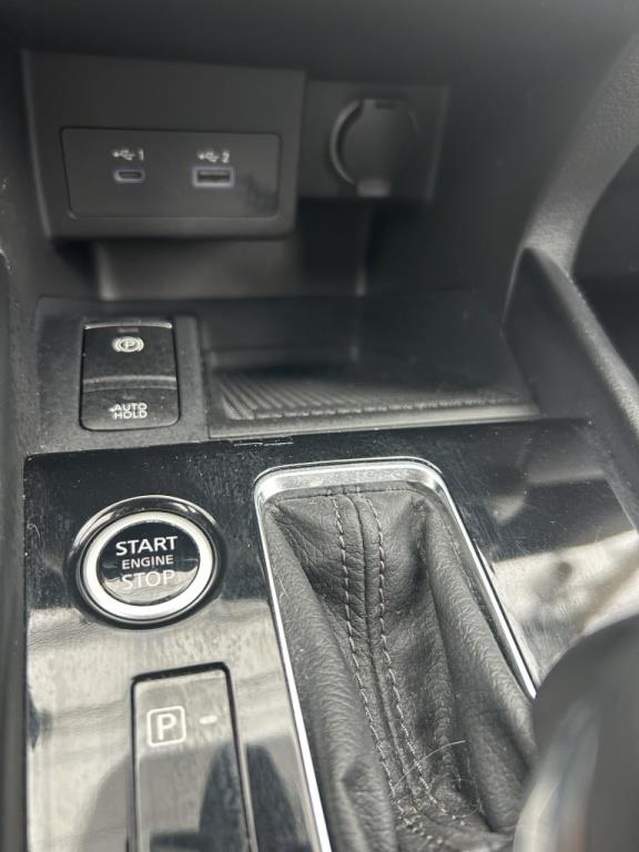 Nissan Kicks 13