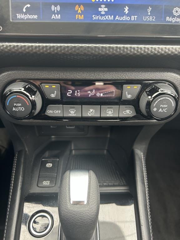 Nissan Kicks 14