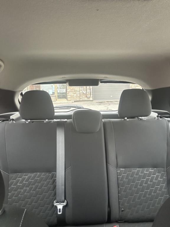 Nissan Kicks 15