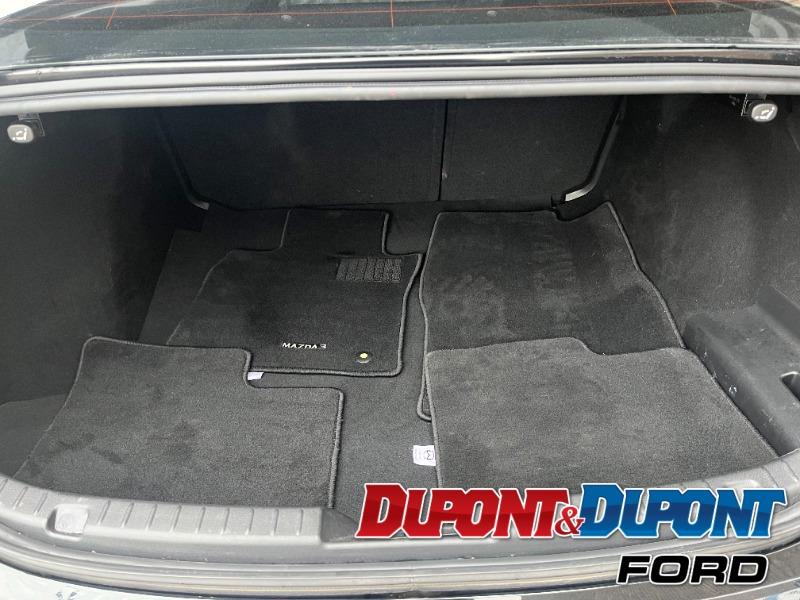 Mazda 3 14