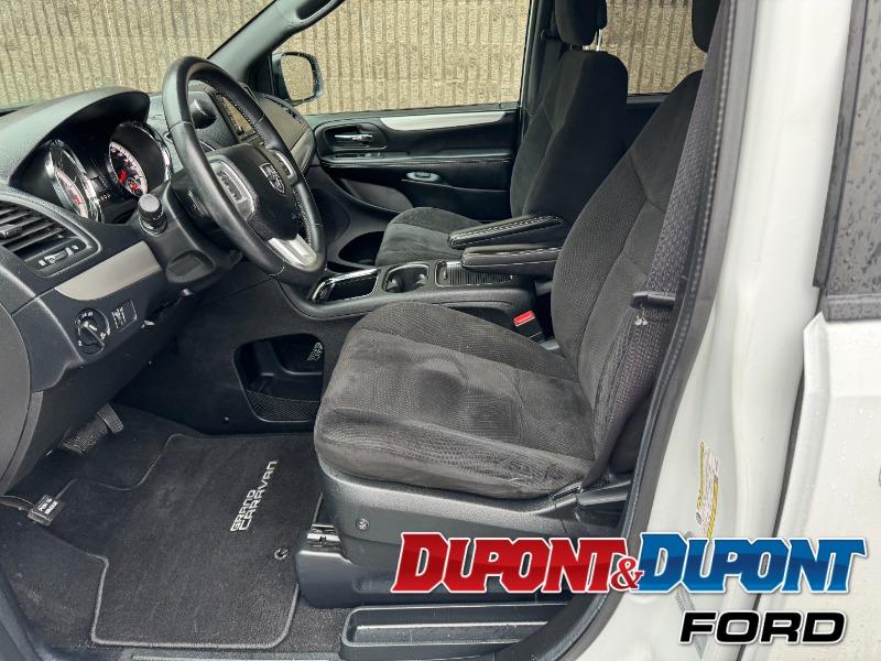 Dodge Grand Caravan 10