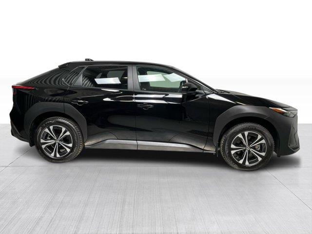 toyota bZ4X 2023 - 8