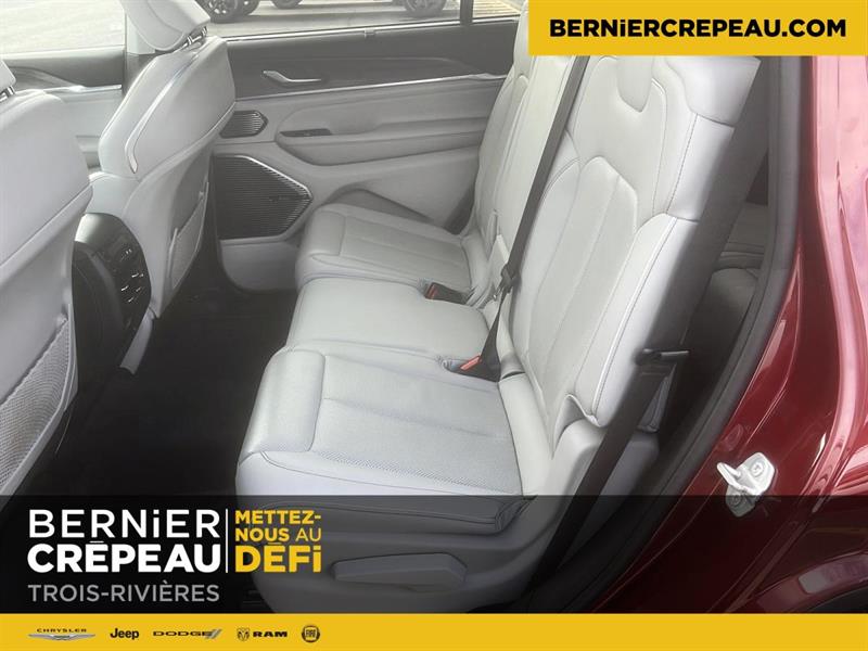 Jeep Grand Cherokee 18