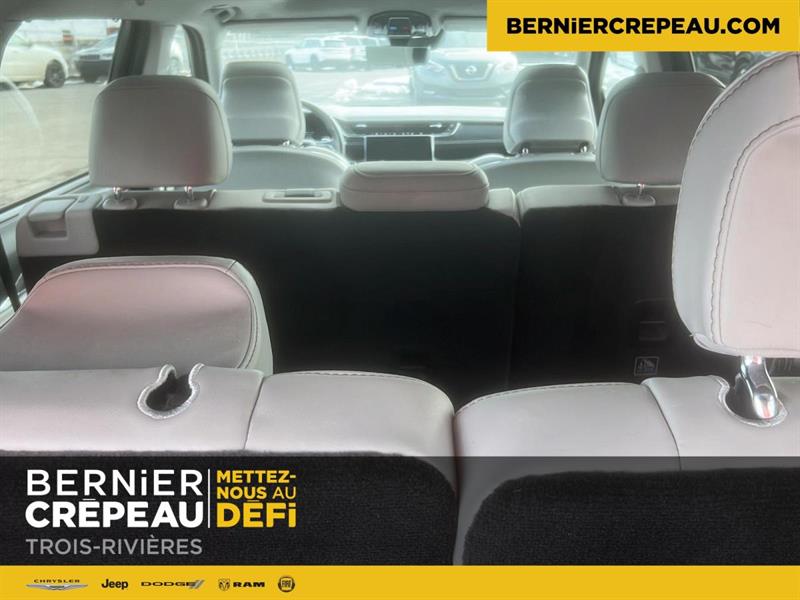 Jeep Grand Cherokee 21