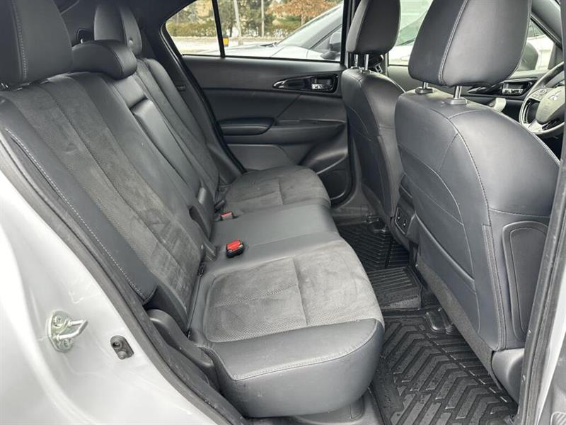 mitsubishi Eclipse Cross 2023 - 12