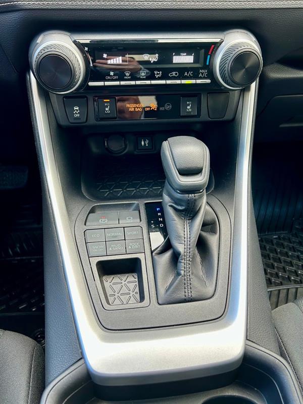 Toyota RAV4 16