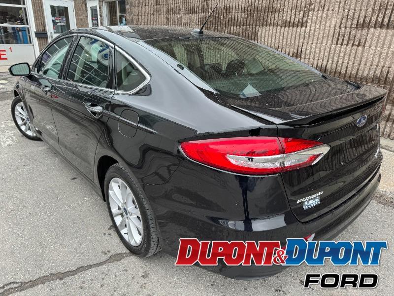 Ford Fusion 3