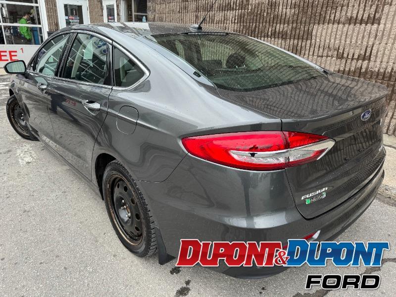 Ford Fusion 3