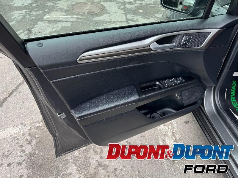 Ford Fusion 8