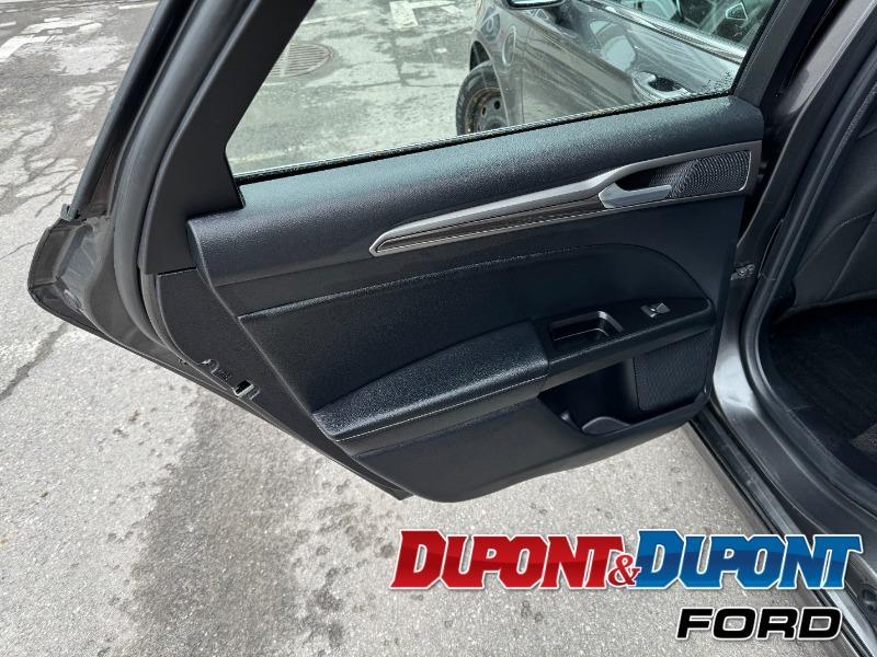 Ford Fusion 10