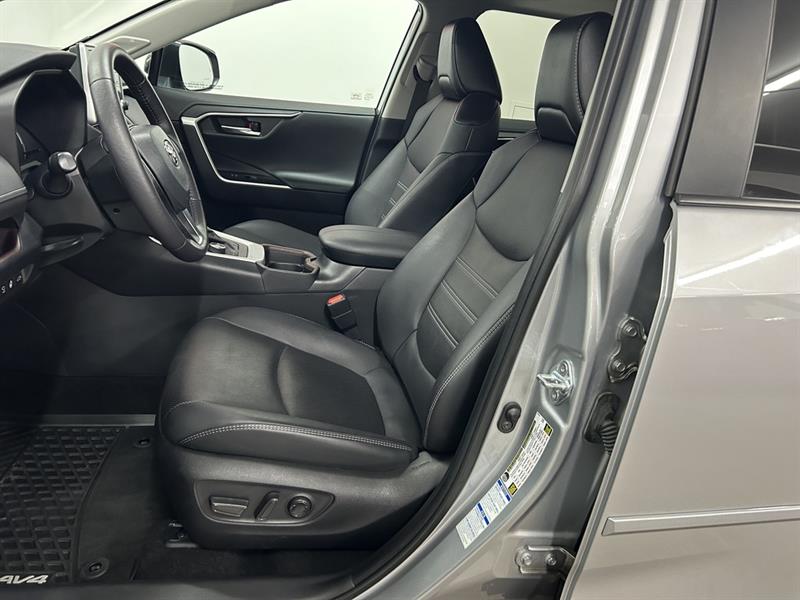 toyota RAV4 2021 - 11