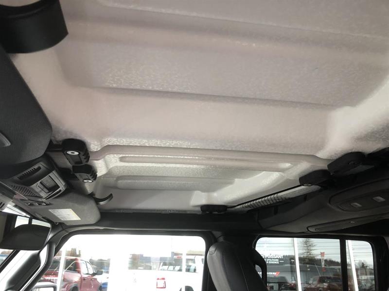 jeep Wrangler 2024 - 13