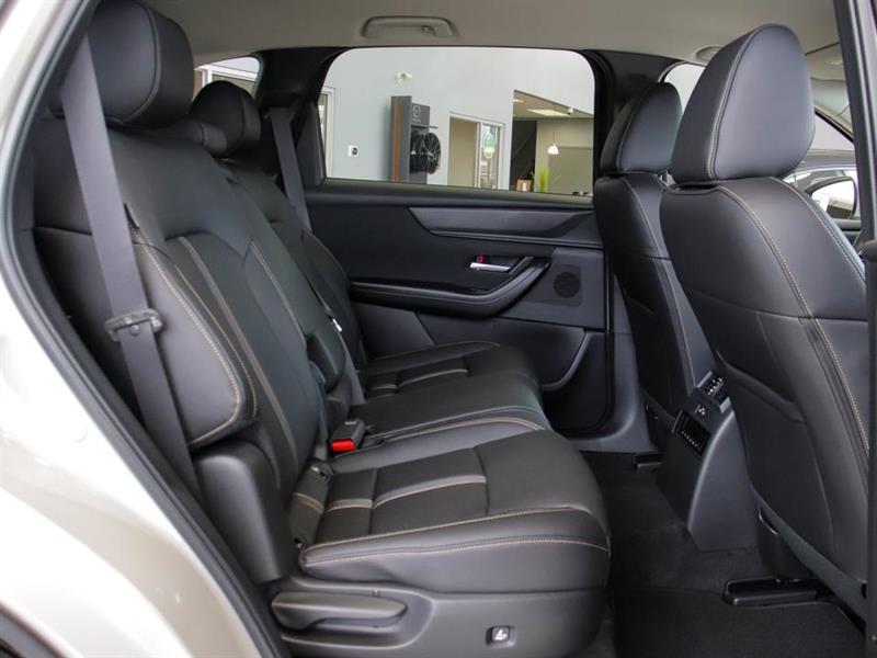 mazda CX-90 MHEV 2024 - 18