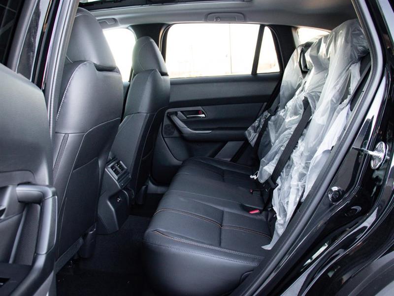 Mazda CX-50 14