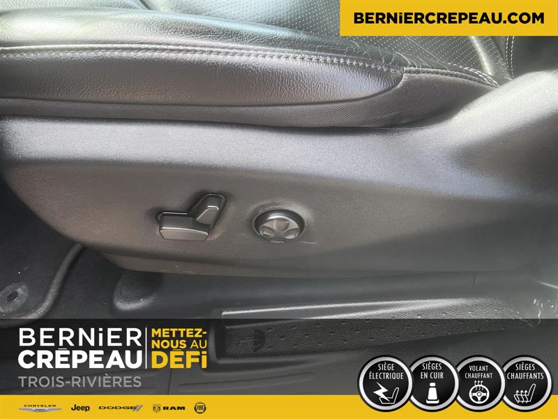 Chrysler Pacifica 10