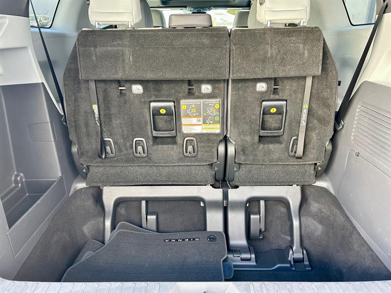 Toyota Sienna 23