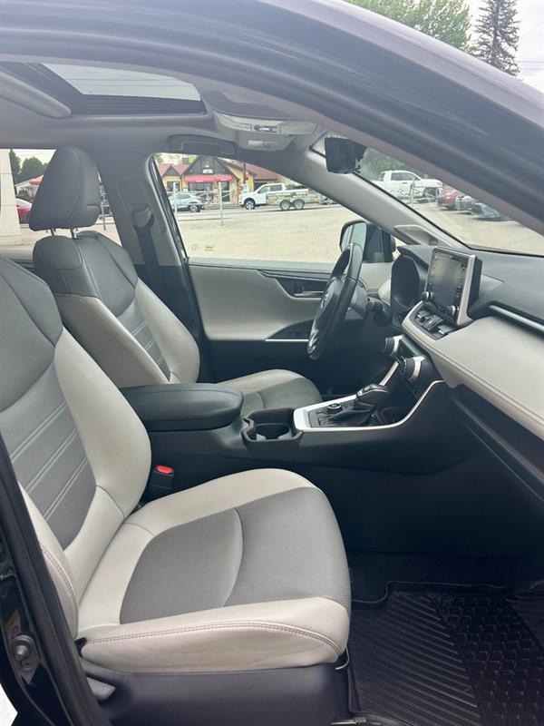 Toyota RAV4 11