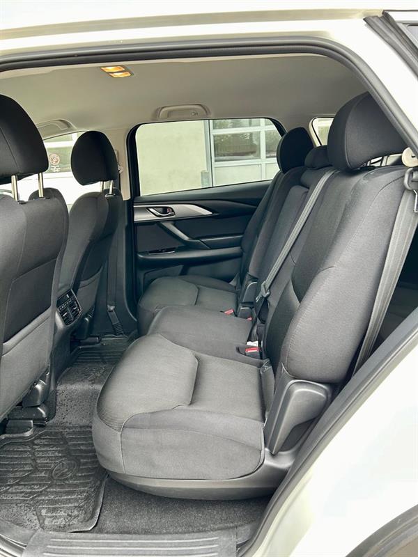 Mazda CX-9 10