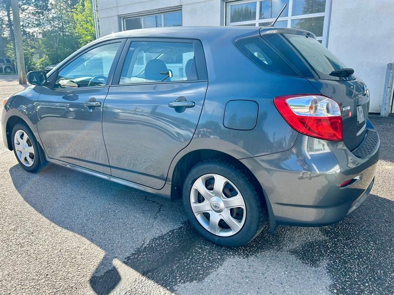 Toyota Matrix 7