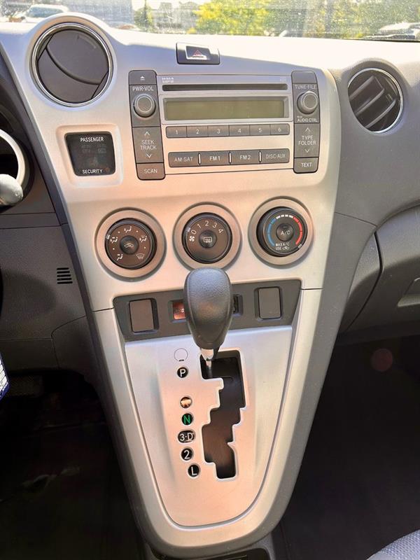 Toyota Matrix 17