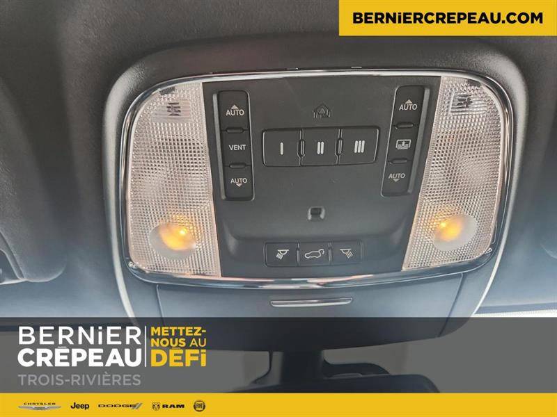 Jeep Grand Cherokee 19