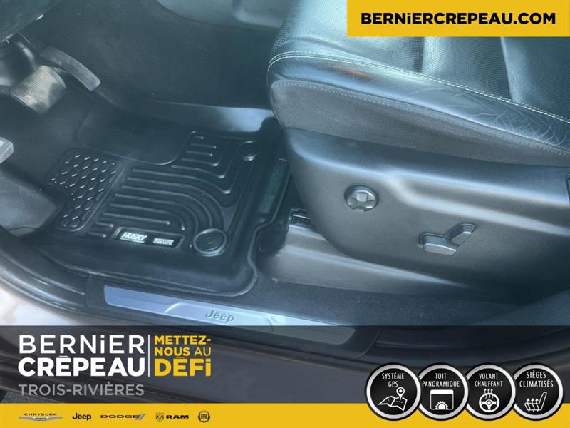 Jeep Grand Cherokee 12