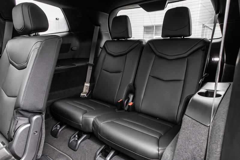 Cadillac XT 11