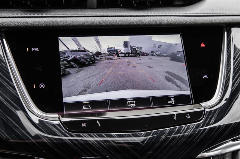 Cadillac XT 16