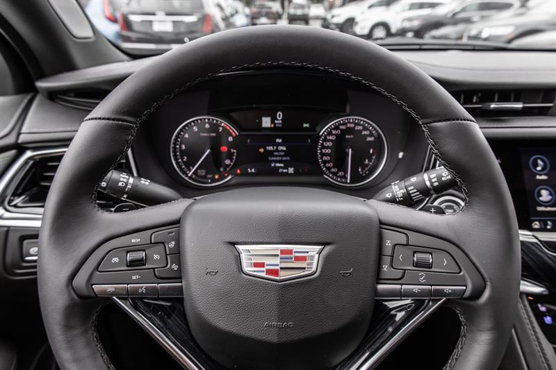 Cadillac XT 25