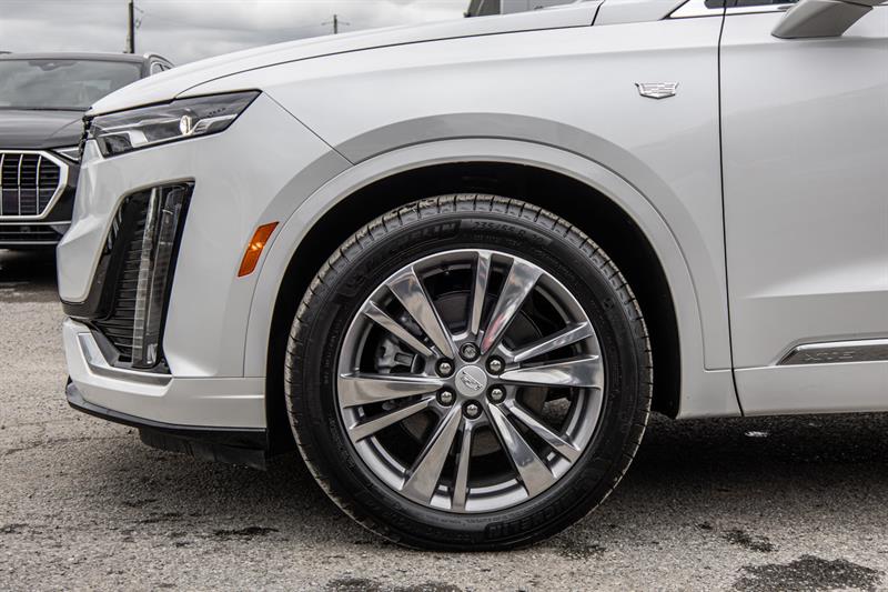Cadillac XT 36