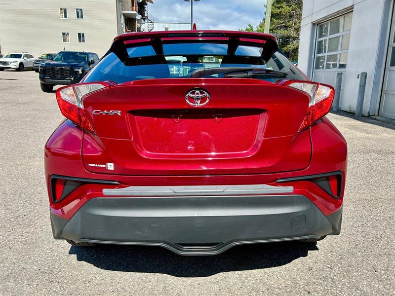 Toyota C-HR 6