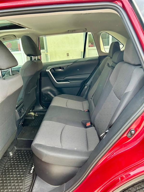 Toyota RAV4 11