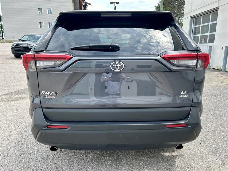 Toyota RAV4 6