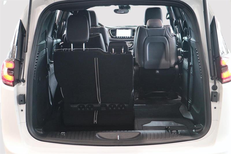 chrysler Pacifica Hybrid 2024 - 10