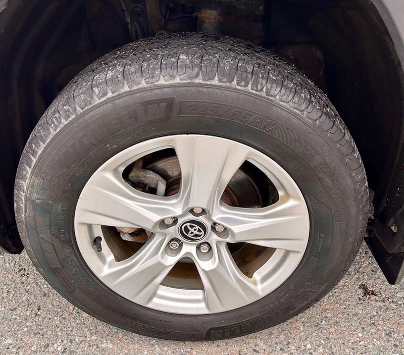 Toyota RAV4 9