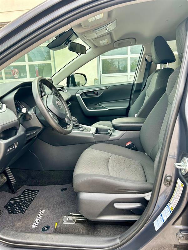 Toyota RAV4 10