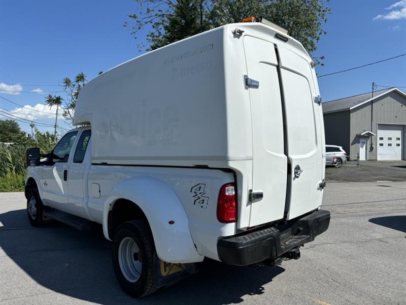 ford Super Duty F-350 a roues arrière jumelées 2016 - 2
