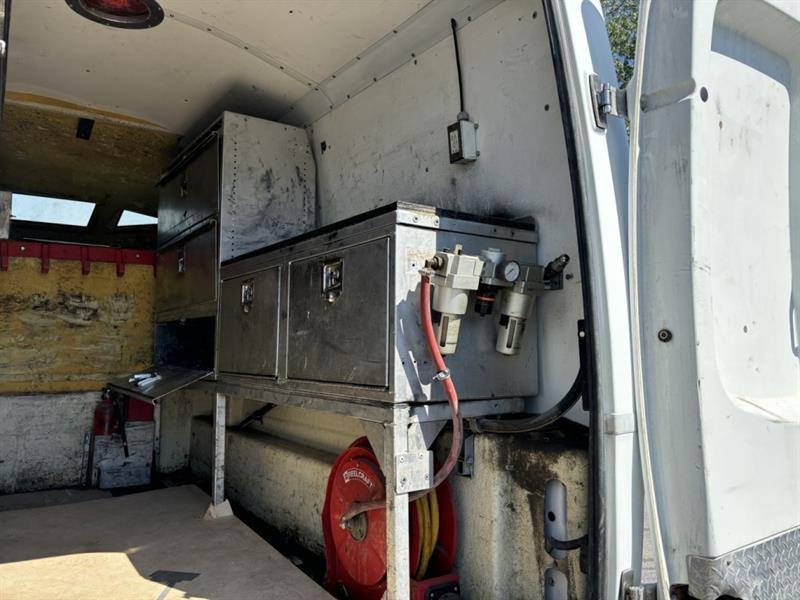 ford Super Duty F-350 a roues arrière jumelées 2016 - 11