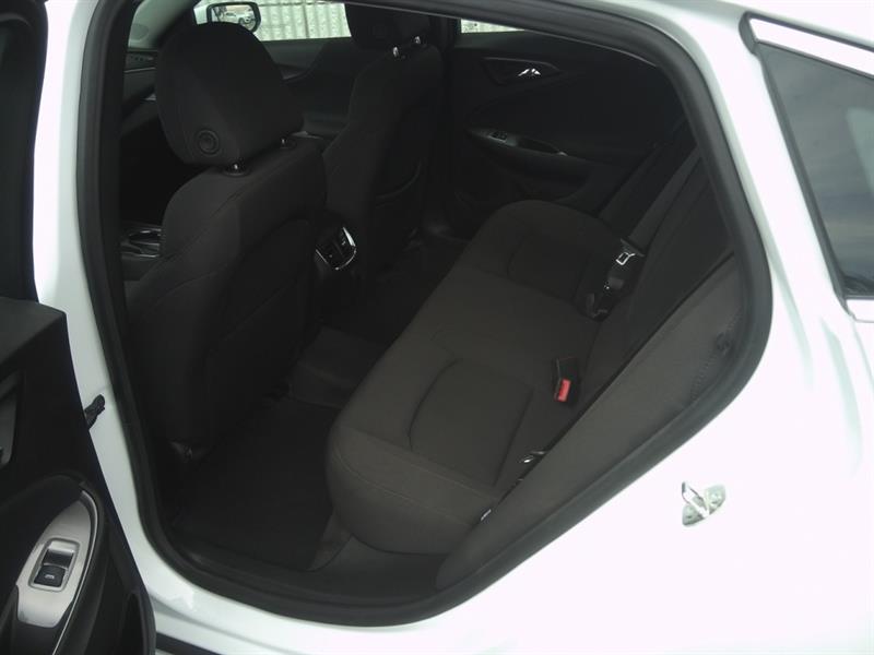 Chevrolet Malibu 8