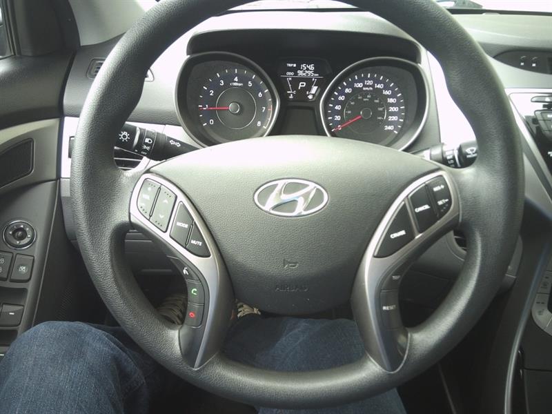 Hyundai Elantra 10