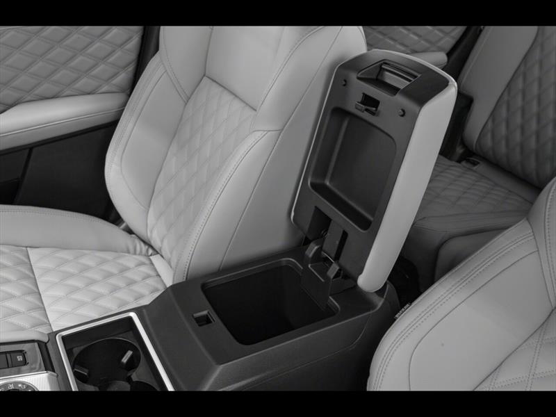 mitsubishi Outlander Plug-In Hybrid 2024 - 7