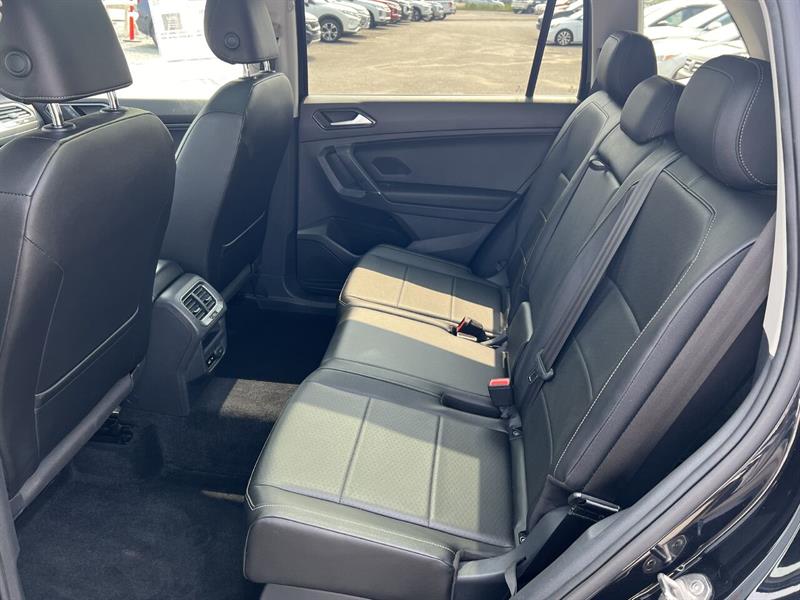 Volkswagen Tiguan 8
