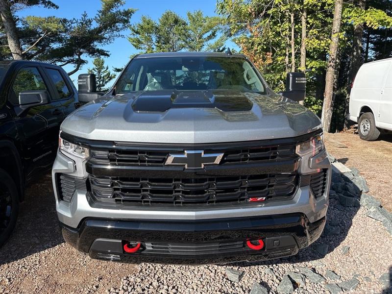 Chevrolet Silverado 1500 2